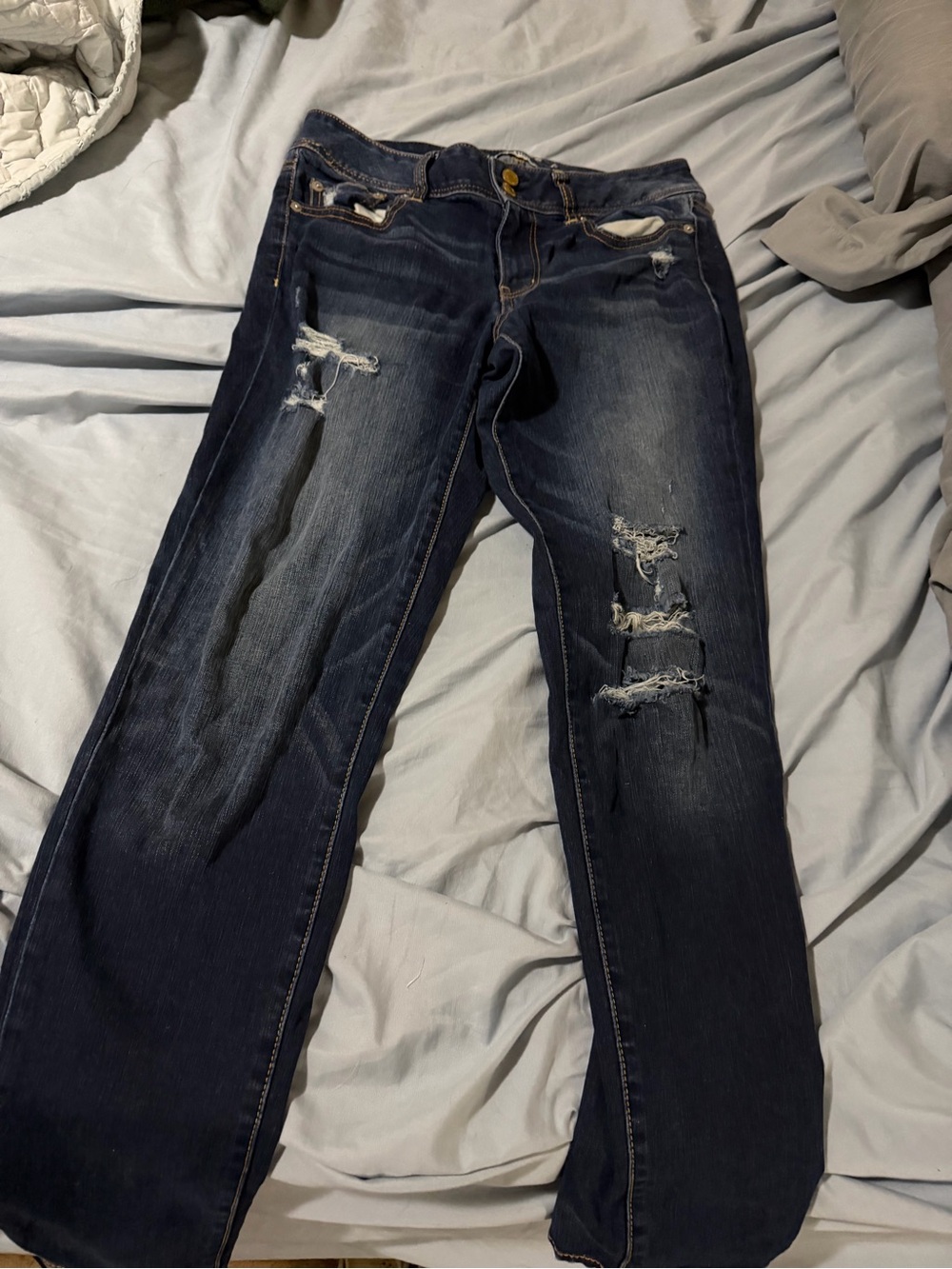 American Eagle Outfitters Dark Blue Distressed Skinny Jeans 10